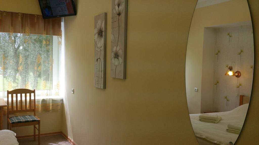 Sorve Guest House Salme Exterior foto